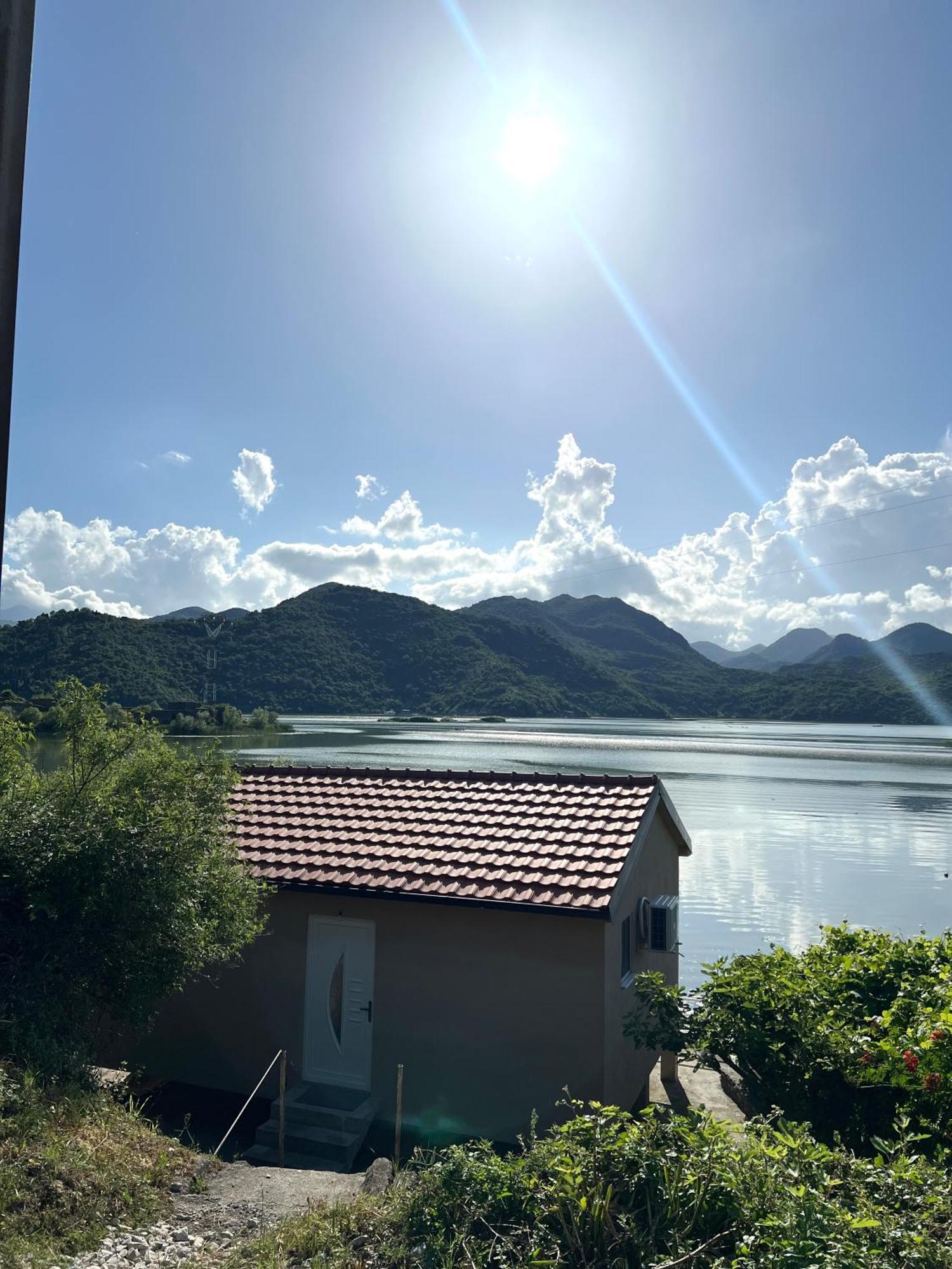 Lakeside Harmony Apartment Golubovci Exterior photo